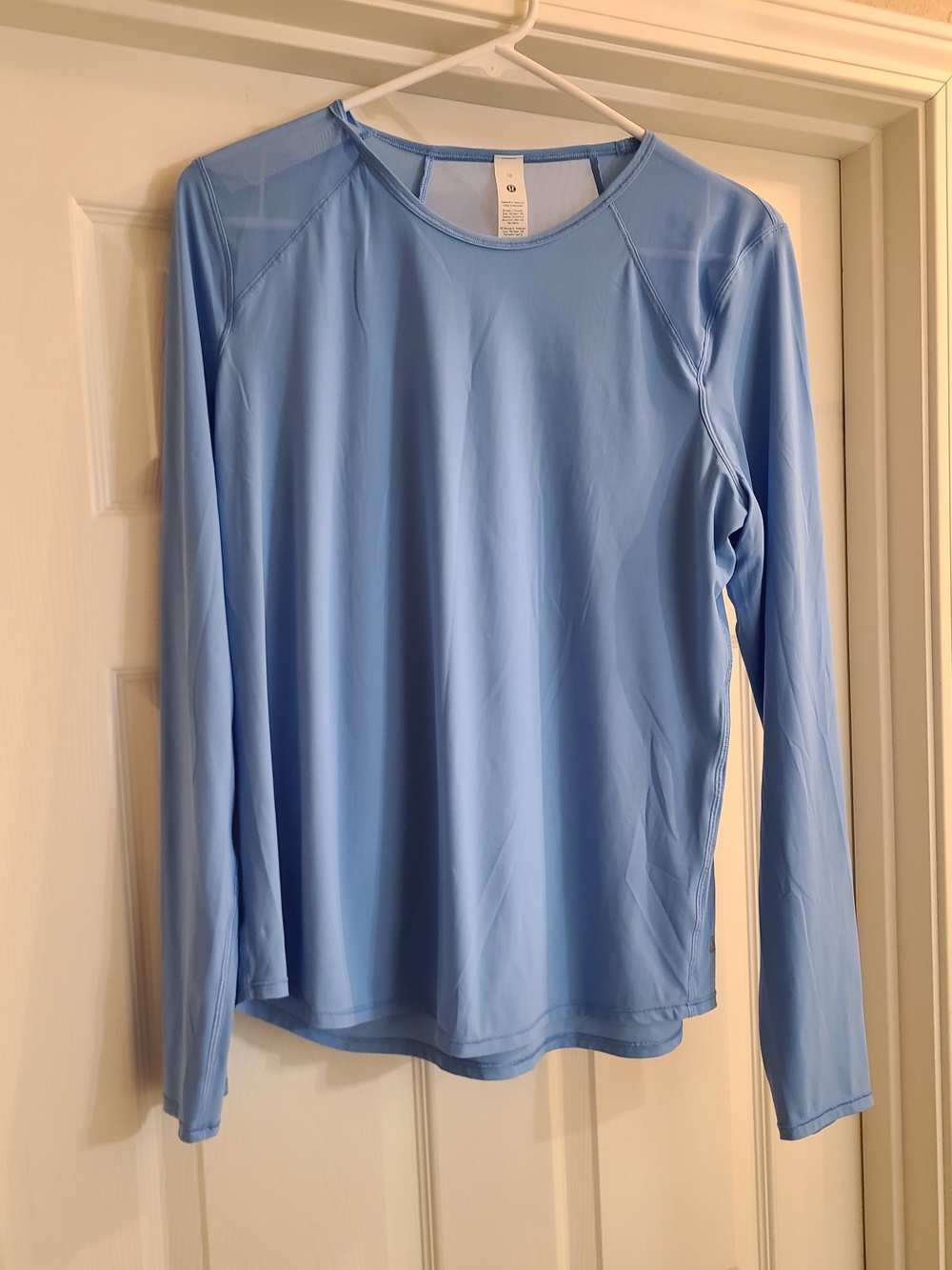 lululemon athletica Sky Blue Long-Sleeve Crew Performance Top